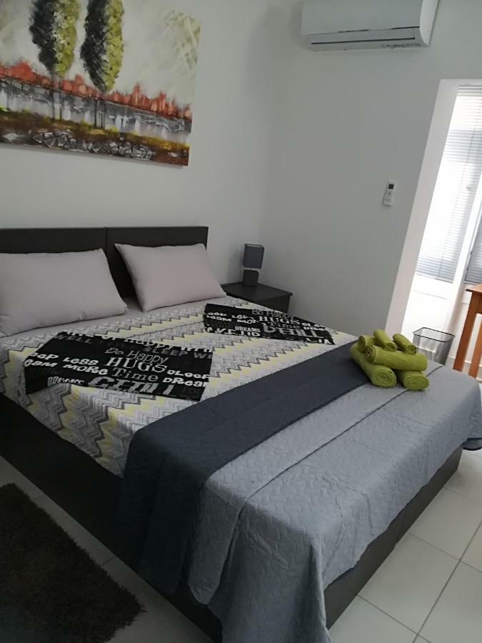 Luxury Apartment Close To Seafront Sliema Zewnętrze zdjęcie